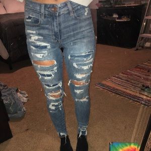 American Eagle Ripped jeans
